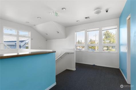 35 SE Ely Street Oak Harbor WA 98277