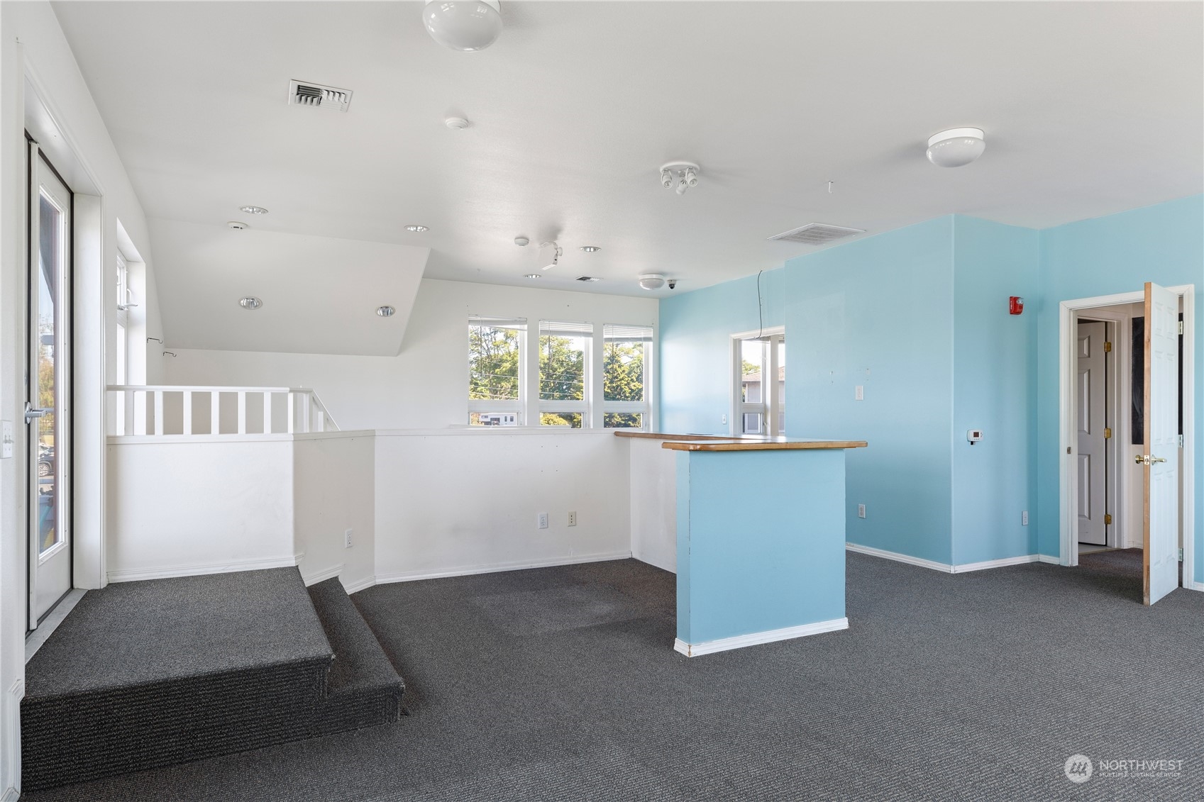 35 SE Ely Street Oak Harbor WA 98277