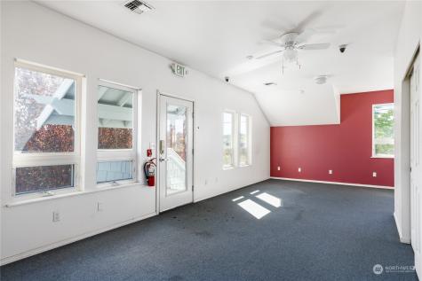 35 SE Ely Street Oak Harbor WA 98277
