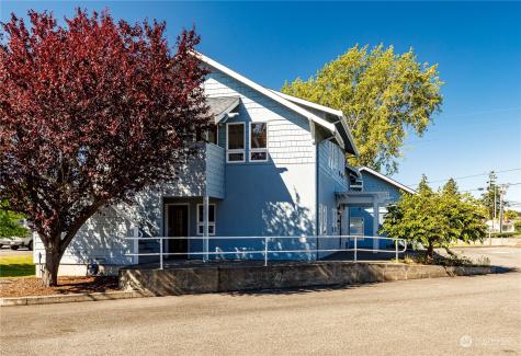 35 SE Ely Street Oak Harbor WA 98277