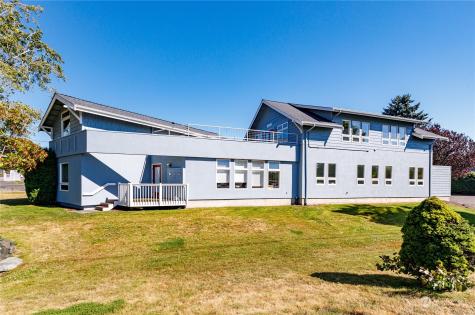35 SE Ely Street Oak Harbor WA 98277