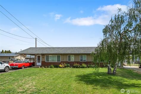 1011 1013, 1015 S 48th Avenue Yakima WA 98908