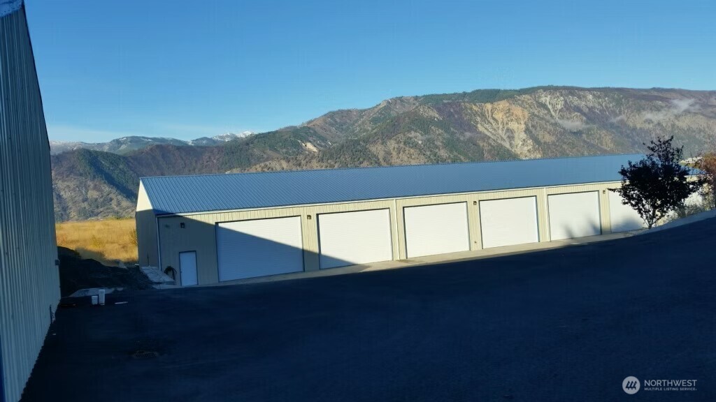 387 Chase Avenue Manson WA 98831