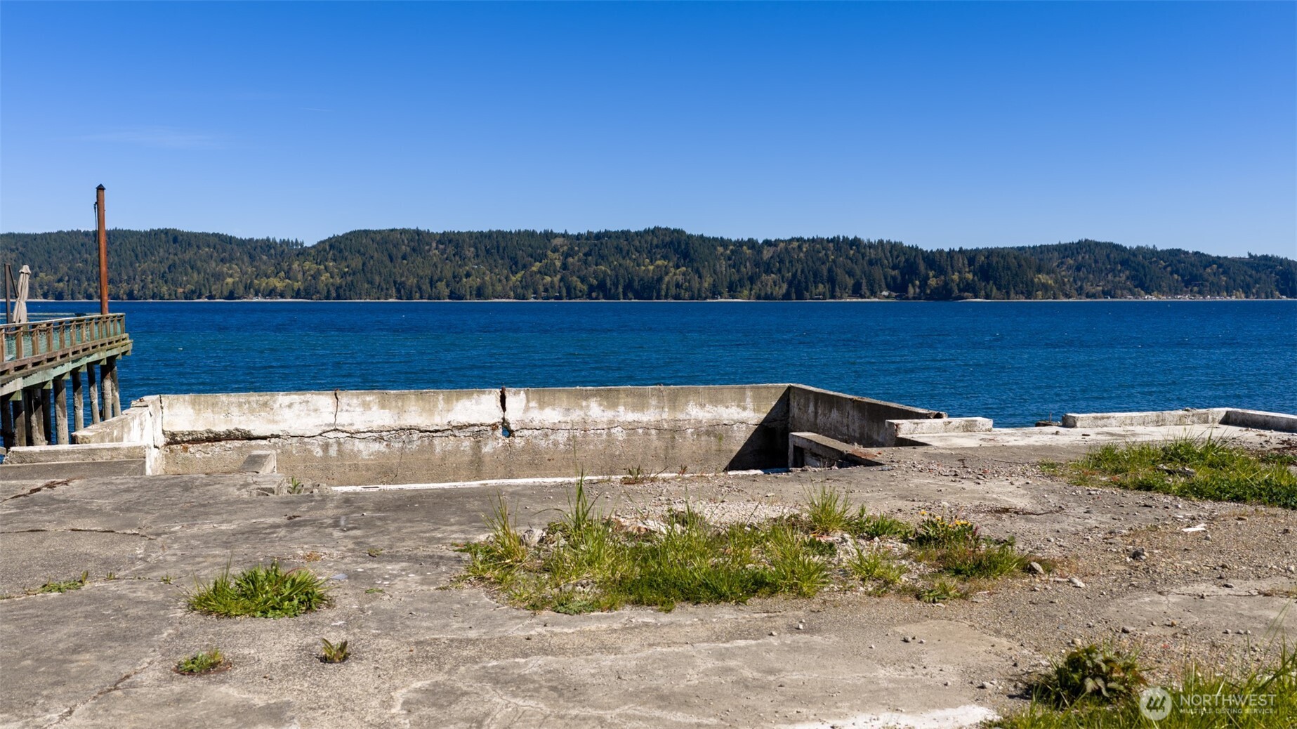 24050 N Us Highway 101 Hoodsport WA 98548