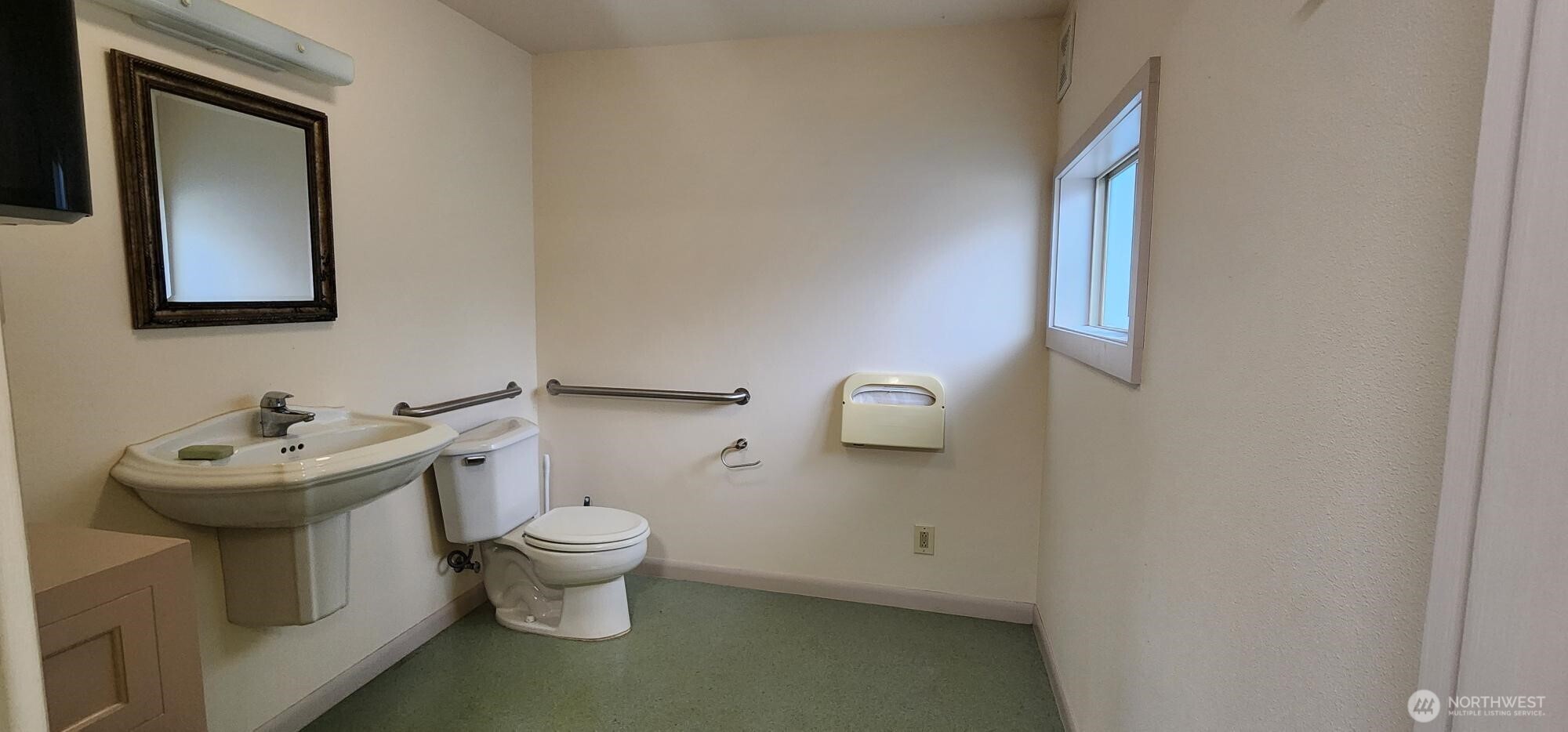 305 W First Street Aberdeen WA 98520