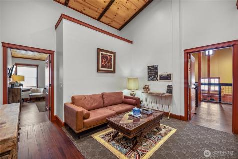 111 W Bell Street Sequim WA 98382