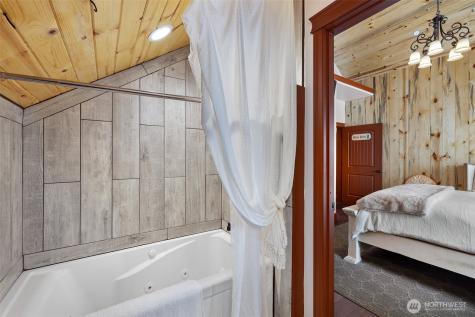 111 W Bell Street Sequim WA 98382