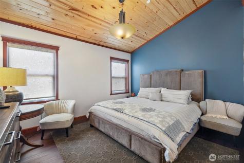 111 W Bell Street Sequim WA 98382