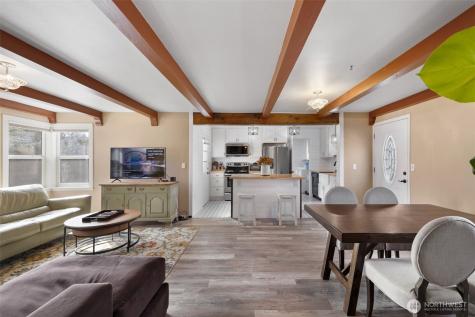 111 W Bell Street Sequim WA 98382