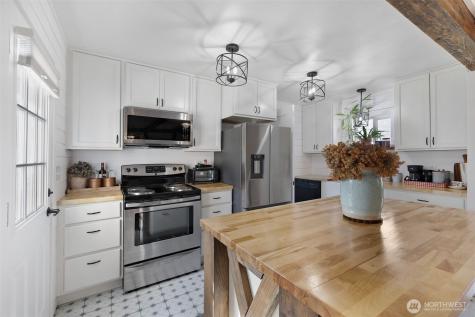 111 W Bell Street Sequim WA 98382