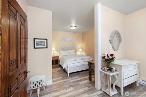 111 W Bell Street Sequim WA 98382