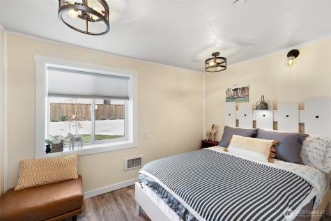 111 W Bell Street Sequim WA 98382