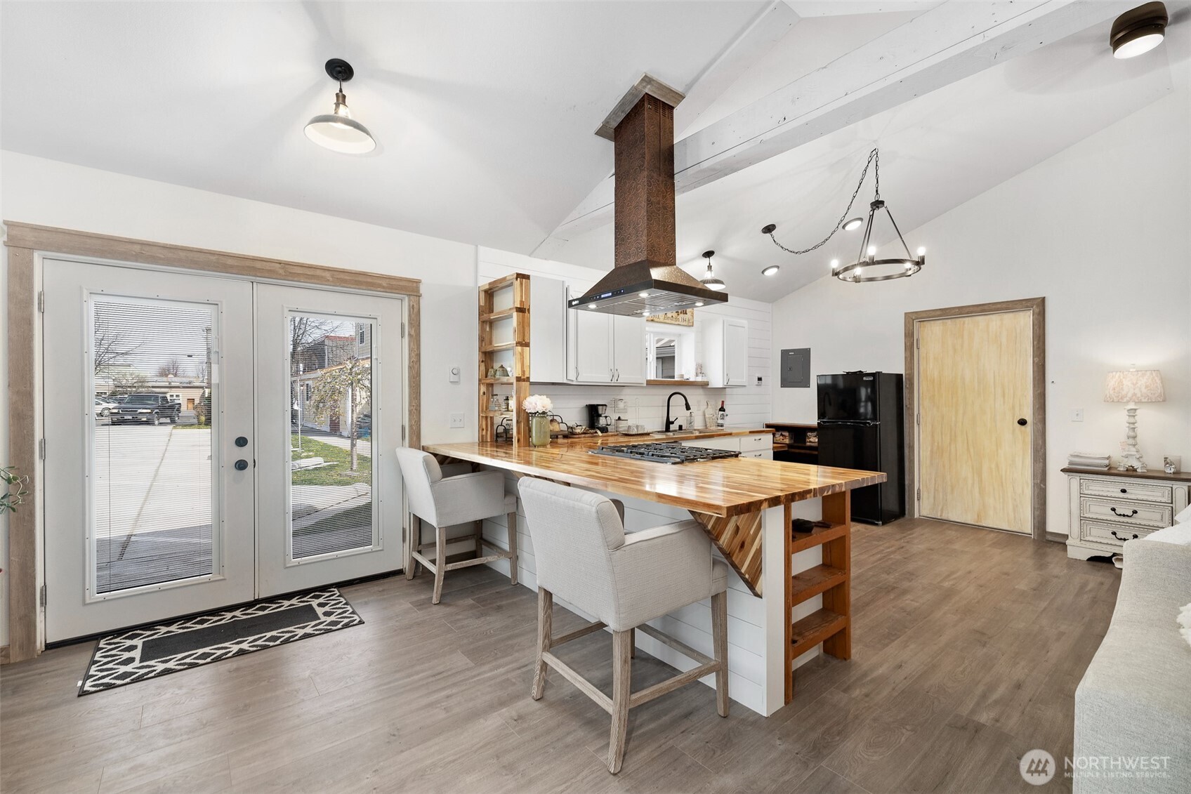 111 W Bell Street Sequim WA 98382