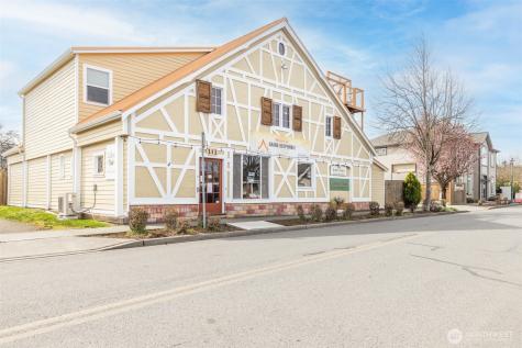 111 W Bell Street Sequim WA 98382
