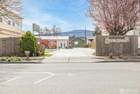 111 W Bell Street Sequim WA 98382