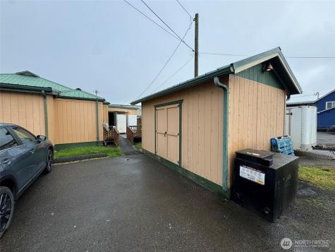 2390 Harms Drive Westport WA 98595