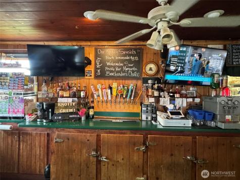 2390 Harms Drive Westport WA 98595