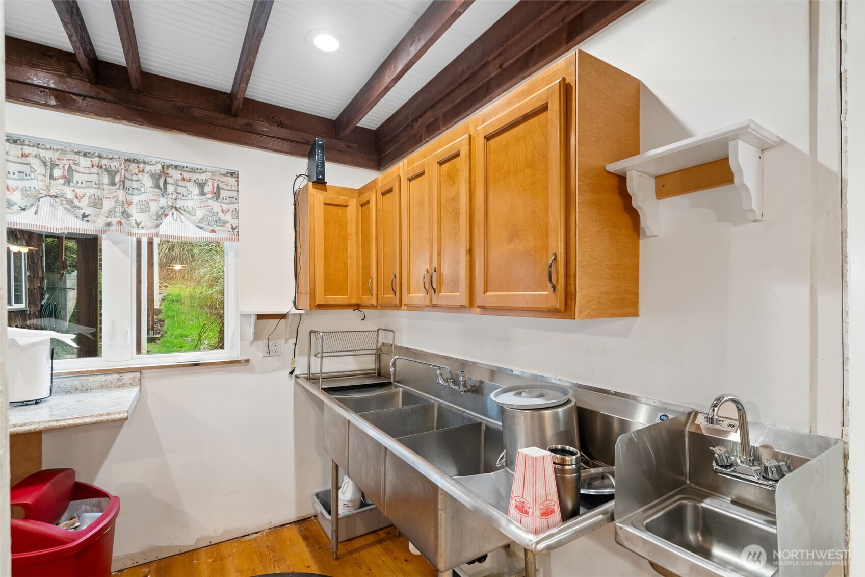 608 W Robert Bush Drive South Bend WA 98586