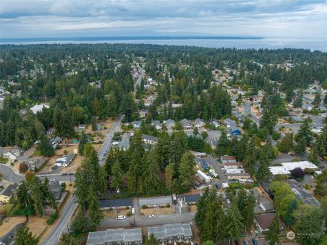 5717 186th Place SW Lynnwood WA 98037