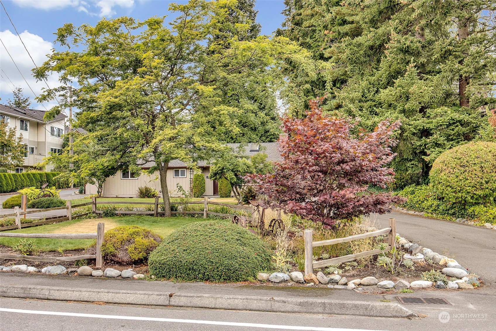 5717 186th Place SW Lynnwood WA 98037