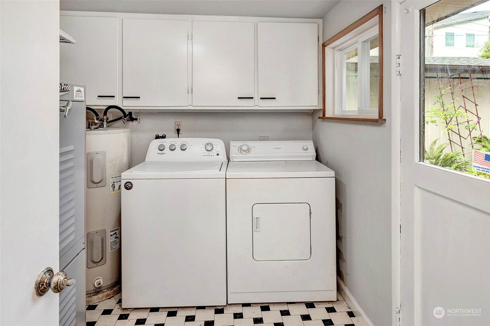 5717 186th Place SW Lynnwood WA 98037