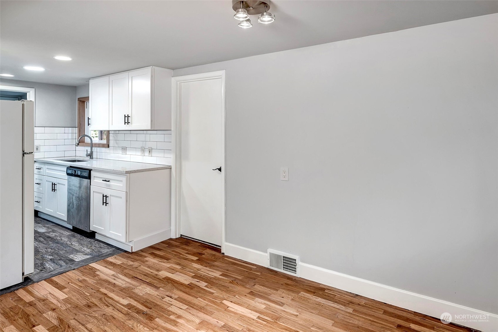5717 186th Place SW Lynnwood WA 98037