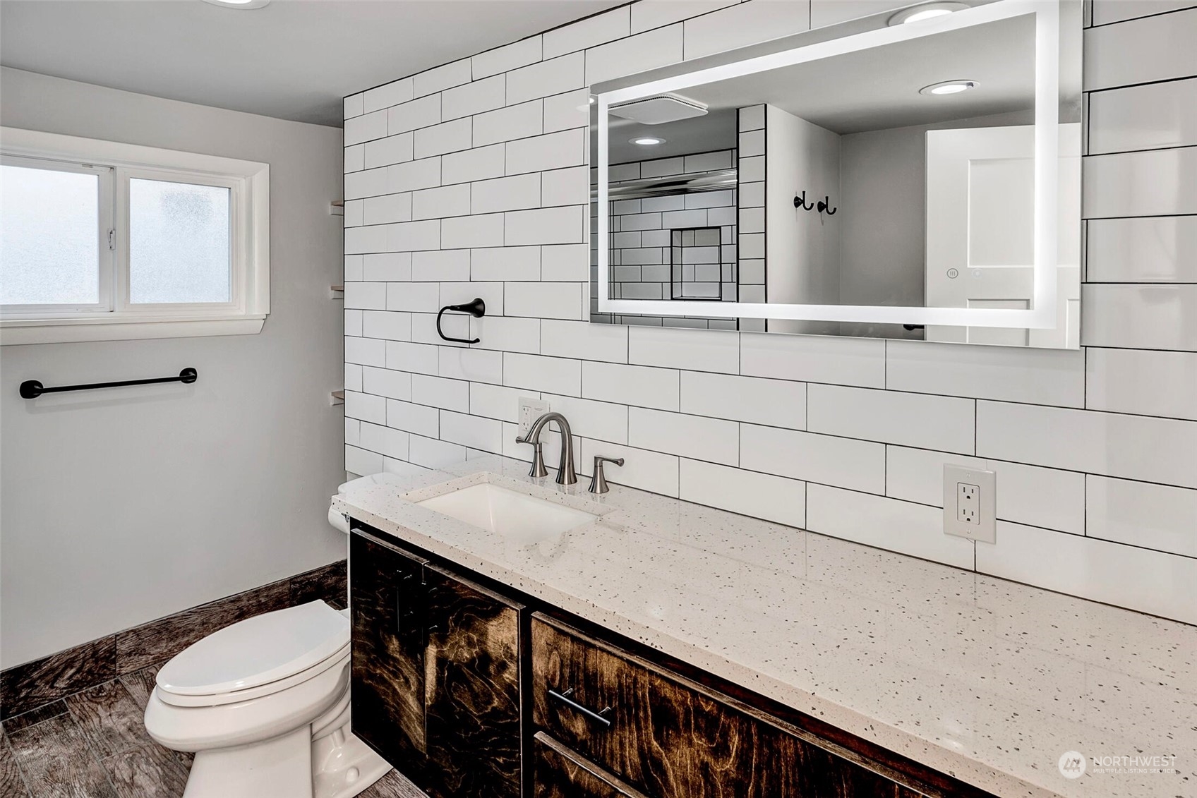 5717 186th Place SW Lynnwood WA 98037