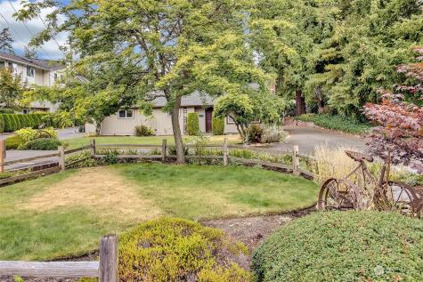 5717 186th Place SW Lynnwood WA 98037