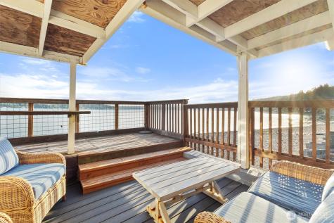 15781 NE North Shore Road Tahuya WA 98588