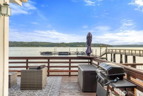 15781 NE North Shore Road Tahuya WA 98588