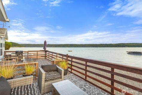 15781 NE North Shore Road Tahuya WA 98588