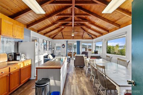 15781 NE North Shore Road Tahuya WA 98588
