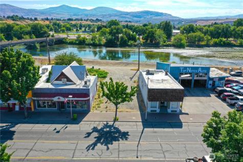 25 Main Street S Omak WA 98841