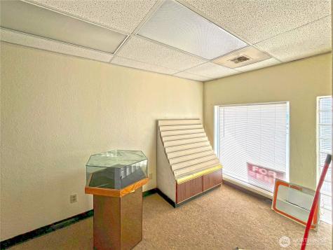 25 Main Street S Omak WA 98841
