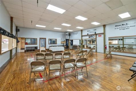 4494 SE Mile Hill Drive Port Orchard WA 98366