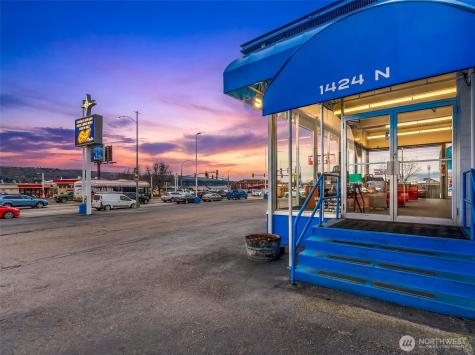 1424 N Wenatchee Avenue Wenatchee WA 98801