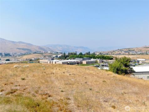 30 Isenhart Road Chelan WA 98816