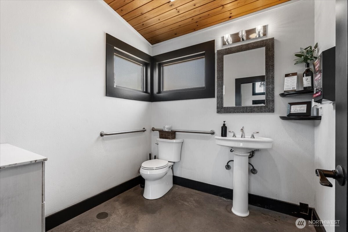 78 Swartout Road Manson WA 98831