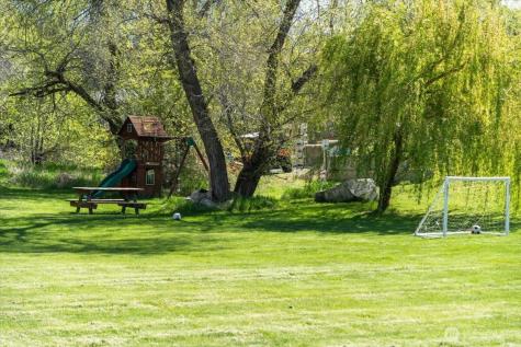 78 Swartout Road Manson WA 98831