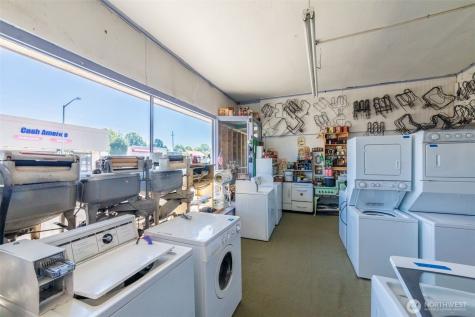 1906 Broadway Everett WA 98201