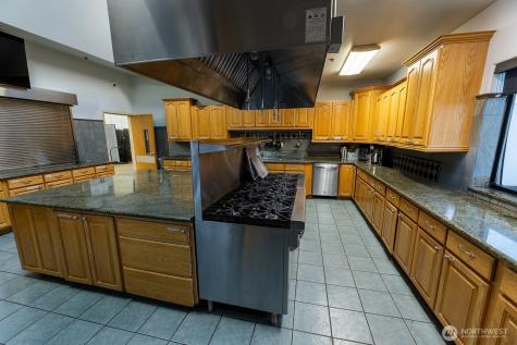 10622 8th Street E Edgewood WA 98372