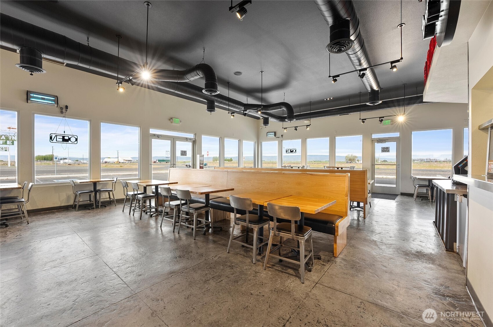 504 S Frontage Road George WA 98848