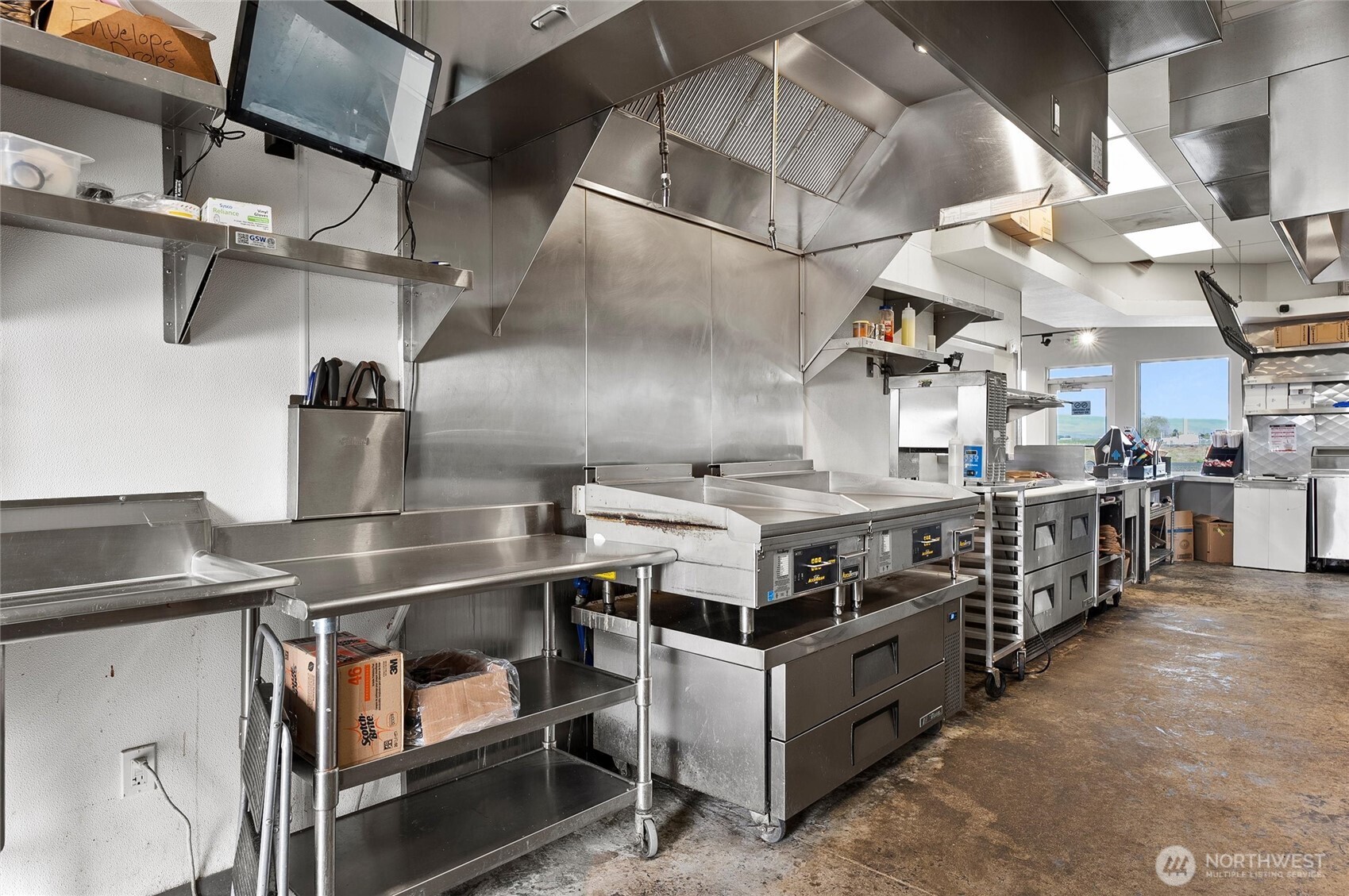 504 S Frontage Road George WA 98848