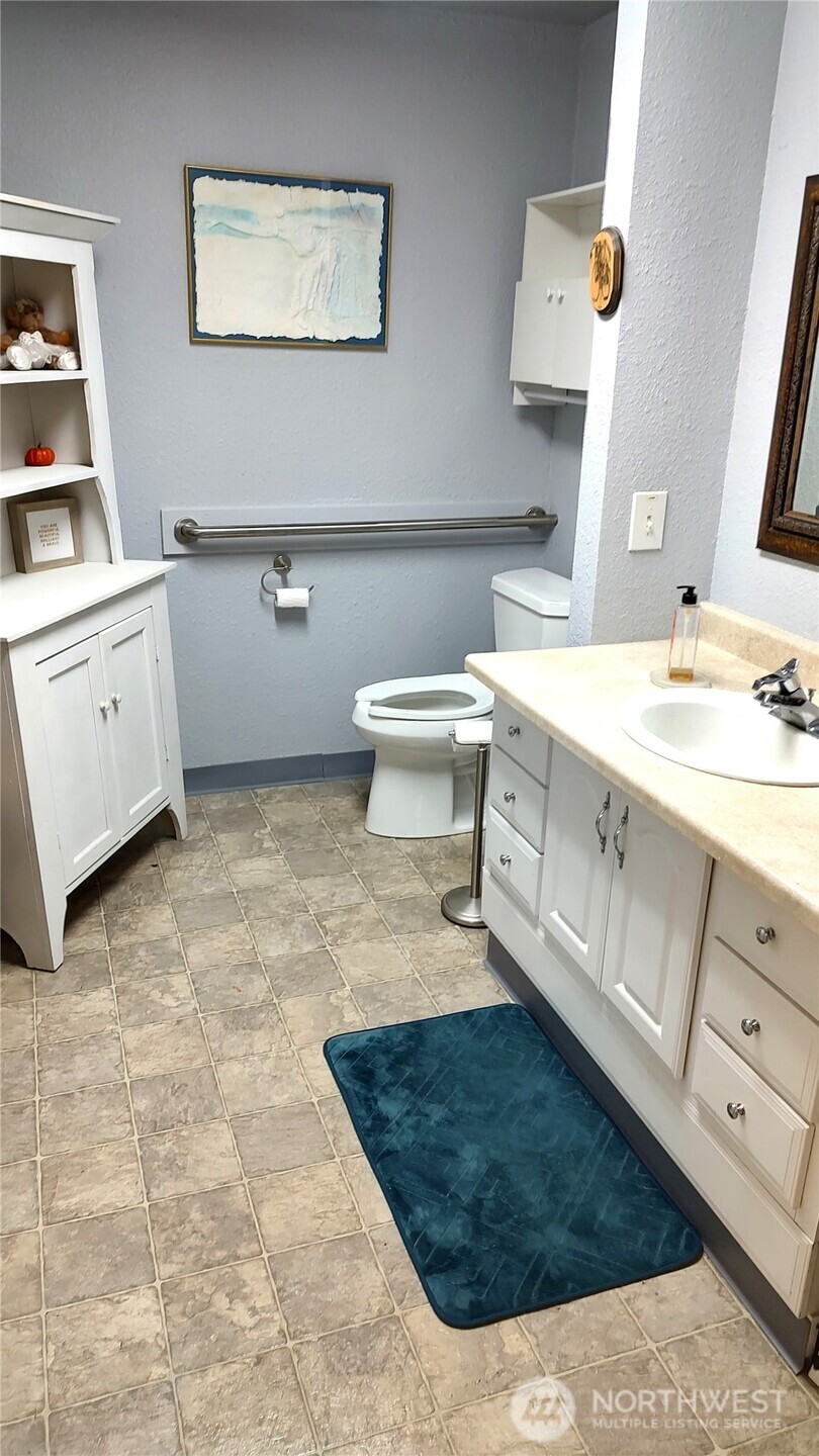 301 W 6th Street Aberdeen WA 98520