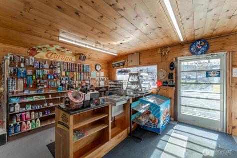 119 E Coulee Boulevard Electric City WA 99123