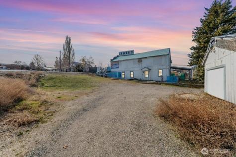 119 E Coulee Boulevard Electric City WA 99123
