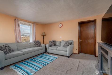 119 E Coulee Boulevard Electric City WA 99123