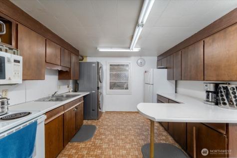 119 E Coulee Boulevard Electric City WA 99123