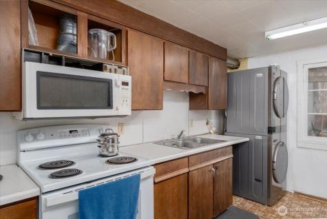 119 E Coulee Boulevard Electric City WA 99123