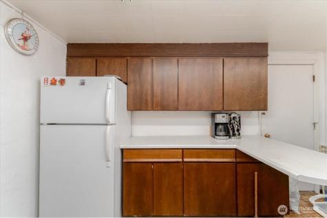 119 E Coulee Boulevard Electric City WA 99123